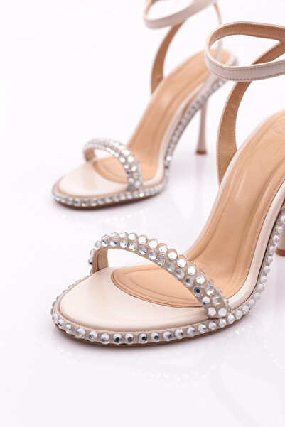 DGN 2413 Pantofi cu toc pentru femei cu curele la gleznă Bej