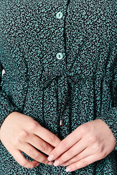 Ferace Γυναικείο φόρεμα με κουμπιά από τραγανό ύφασμα Plus Size