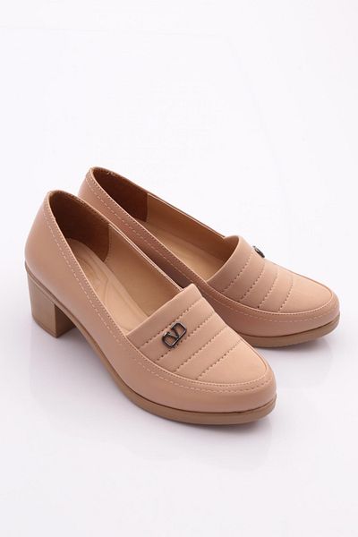 DGN 23042 Pantofi cu toc de damă bej