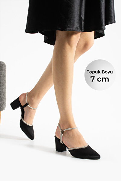 Karınca 1- 971941   حذاء نسائي بكعب ستيليتو بفستان سهرة مزين بحجر فضي مقاس 7 سم