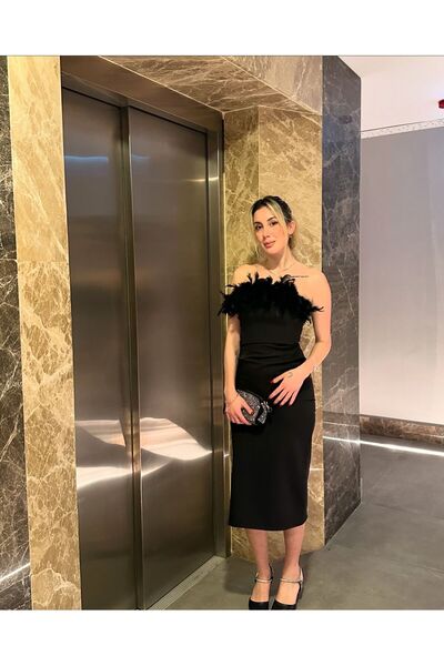 Shop Krutzo Kadın Siyah Straplez Tüylü Midi Abiye Elbise