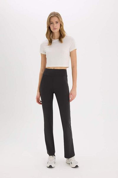 DeFacto Νέα σεζόν DeFactoFit Flare Fit Αθλητικό Φούτερ Ισπανικό Πόδι Standard Μήκος Basic Απλό