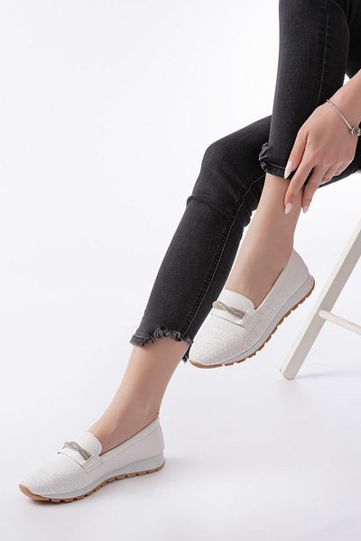 Saks Gardrop Pantofi de balerină ortopedici Daily Soft pentru femei, piele albă, cu cataramă din piatră perforată