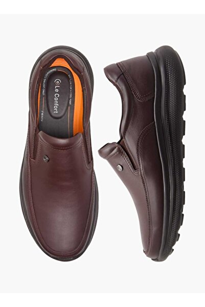 Le Confort الصلبة الانزلاق على المتسكعون