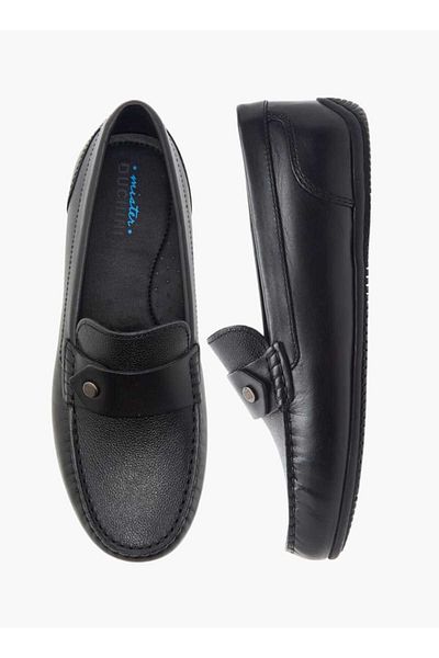 Mister Duchini Textured Slip-On Moccasins