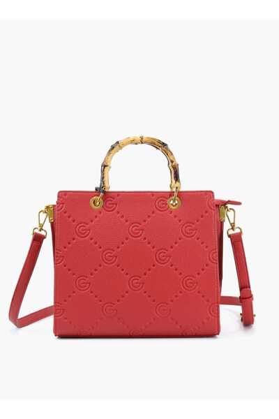 Gabriella Gucci حقيبة توت غابرييلا غوتشي المزخرفة بأحرف أولية مع مقبض علوي وإ...