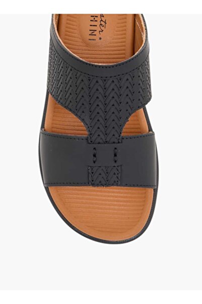 Mister Duchini Mister Duchini Textured Slip-On Arabic Sandals