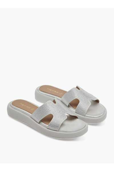 Paprika صندل مريح سهل الارتداء مزين بالبابريكا