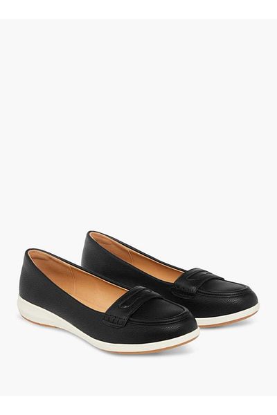 Le Confort Cutout Detail Slip-On Moccasins
