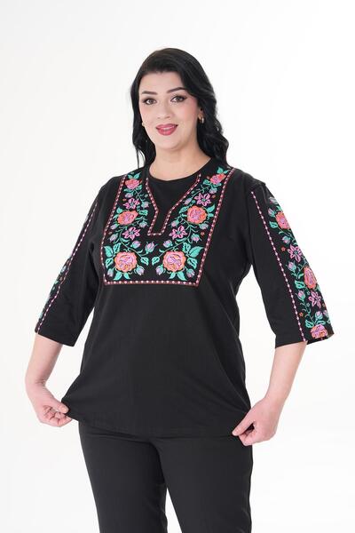 Siyezen Plus Size Rose Pattern Capri Sleeve Blouse