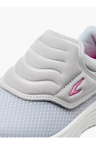 Dash Textured Sneakers Hook and Loop Closure