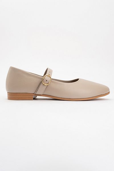 Ataköy Ayakkabı Women's Leather Strap Shoes