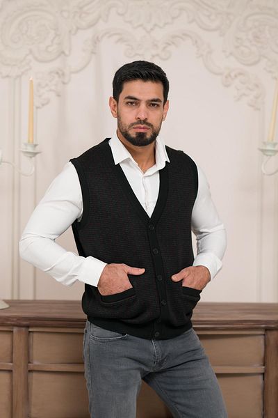 Woolen World Мъжки трикотажен елек без ръкави с шарка и преден джоб