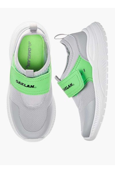 Oaklan by Shoexpress حذاء رياضي بتفاصيل علامة التبويب مع إغلاق بخطاف وحلقة