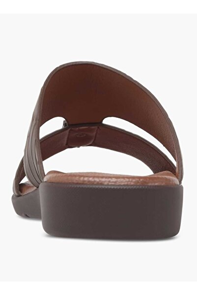 LBL by Shoexpress Men's Textured Slip-On Arabic Sandals