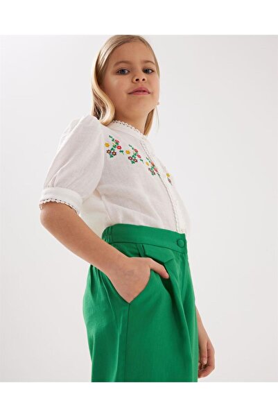 Hilal Akıncı Kids Girl's Embroidery Detailed Pearl Buttoned White Shirt Ornamental Pocket Fabric Covered Buttoned Trousers 2-Piece Jewelry