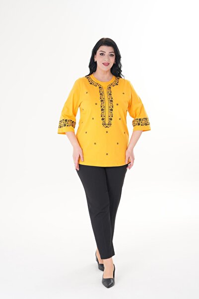 Siyezen Plus Size Floral Print Capri Sleeve Blouse