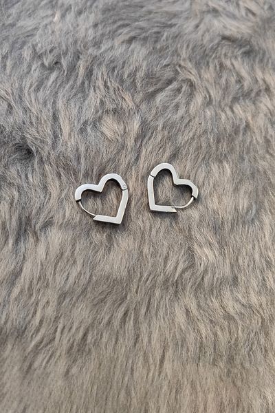 Chavin Grey Steel Heart Patterned Earrings - Et08By