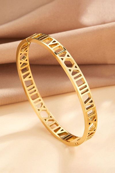 Chavin Gold Roman Numeral Steel Handcuff Bracelet - Eu14Sr