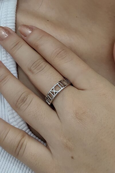Chavin 6 mm. Çelik Gri Roma Rakam Kadın Yüzük eu32by