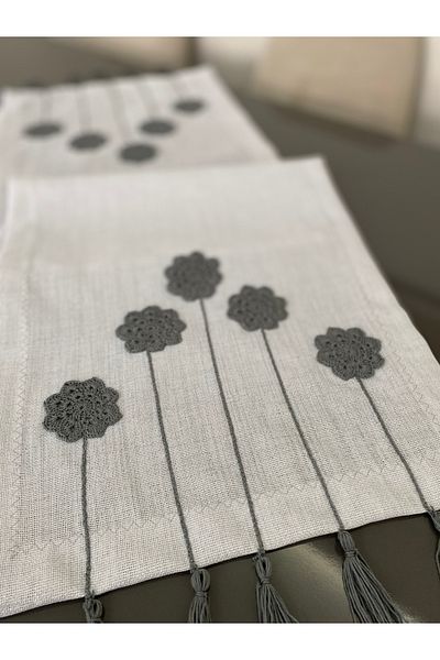 Parla Life Floral Patterned Linen Gray Color Runner