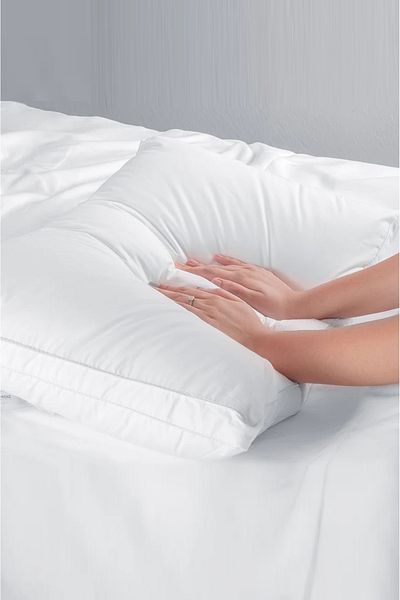 Art Comfort مخدة فندقية عالية الارتفاع 1500غ بحشوة مايكروفايبر فائقة النعومة وداعمة للرقبة