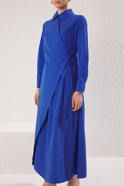 Trendyol Modest Saks Zweireihiges, plissiertes, mit Baumwolle geflochtenes Kleid TCTSS25EB00065