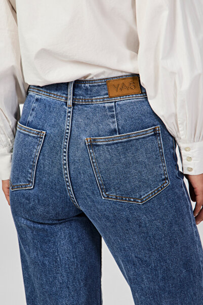 YAS. Jeans Women Light Blue Denim