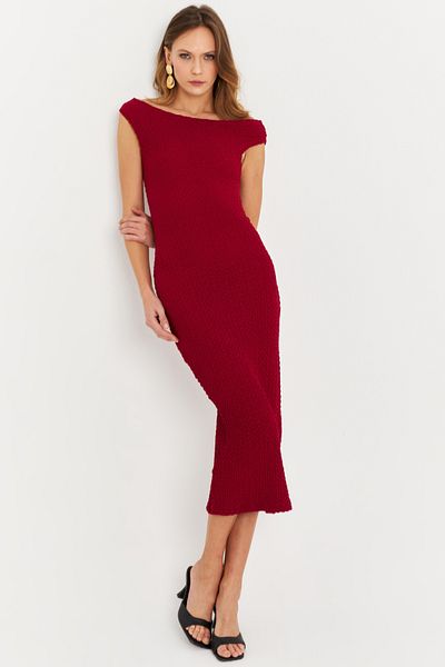 Cool & Sexy Rochie midi de damă bordeaux cu guler asimetric - Seersucker MOD2358