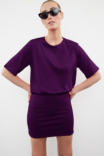 Trendyol Collection Lila, einfarbig, weicher Stoff, kurzärmliges, dehnbares Strickkleid TWOSS24EL00756