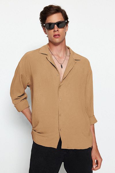 Trendyol Collection Nerzfarbenes Sommerhemd im Leinen-Look mit Apash-Kragen in Übergröße TMNSS23GO00053