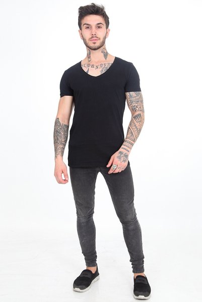 THE ONE Black Deep Pool Neck, Dirty Collar Slim Fit T-shirt