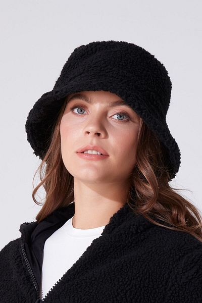 LadyModa Black Plush Bucket Hat