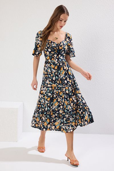 Trendyol Collection Sötétkék A-vonalú ballon ujjú virágmintás midi szövött ruha TWOSS20EL2323