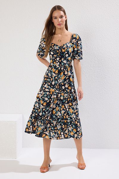 Trendyol Collection Sötétkék A-vonalú ballon ujjú virágmintás midi szövött ruha TWOSS20EL2323