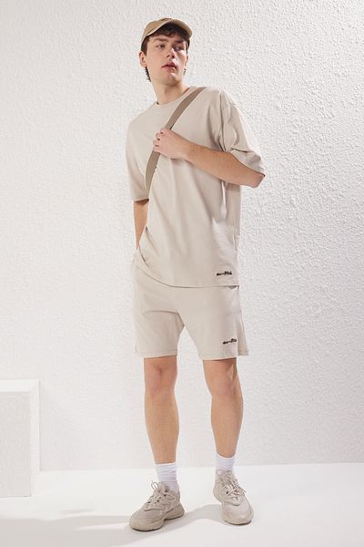 Trendyol Collection Trening bărbați oversize din piatră brodat - 100% bumbac TMNSS22EM00012