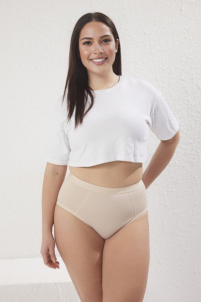 Trendyol Curve Schwarze Höschen mit hoher Taille TBBSS25CM00001