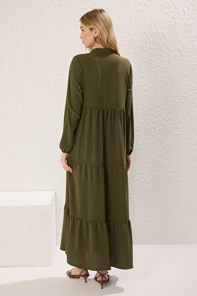 Trendyol Modest Λεπτομερές υφαντό φόρεμα με φούντα χακί TCTSS24EB00260