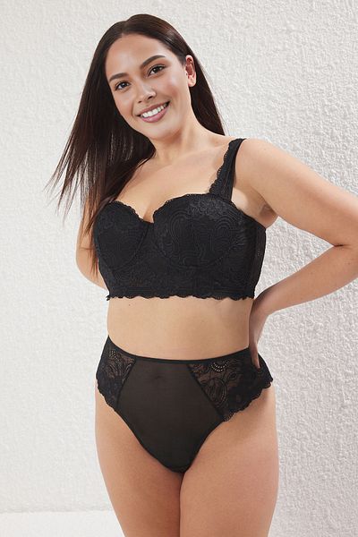 Trendyol Curve Schwarzes, durchbrochenes Plus-Size-Unterwäscheset TBBSS25DG00002
