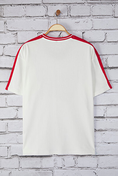 Trendyol Collection Ecru College - Wide Cut Oversize Cotton T-Shirt Tmnss25Ts00096