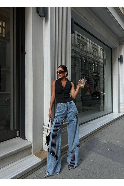 Diviny Women's Blue Knee Stripe Window Detailed Asymmetrical Design Wide Leg Jeans