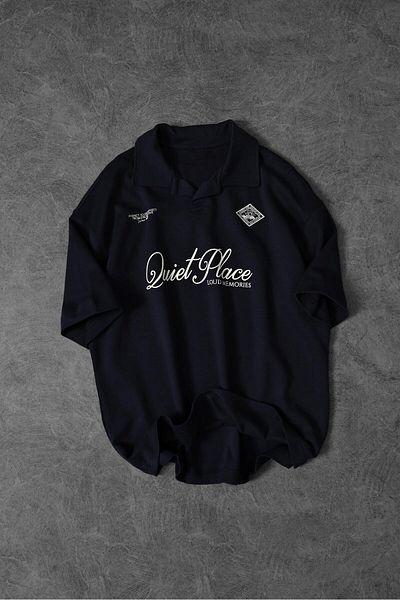 Slatra Ανδρικό μπλουζάκι με γιακά πόλο με στάμπα Navy Blue Quiet Place