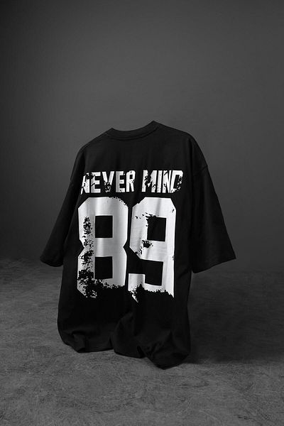 Slatra Ανδρικό μαύρο μπλουζάκι Never Mind με στάμπα Oversize