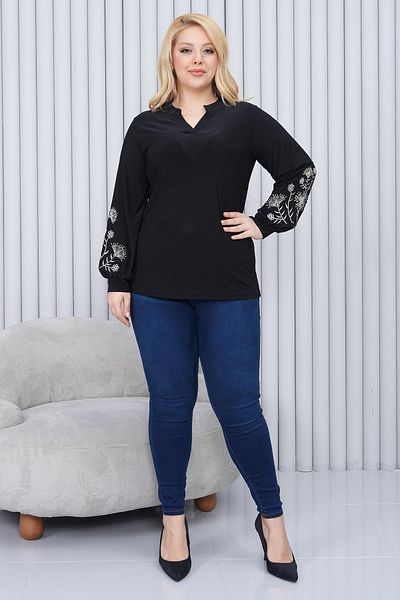 Siyezen Plus Size Lycra Blouse with Sleeve Embroidery Detail