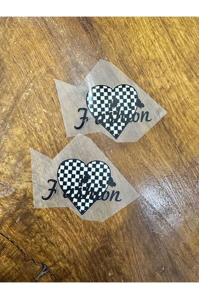 Gönülden Tasarım 2 BUCĂȚI FIER DE FIERĂ STICKING HEART TRANSFER PRINT ARMĂ 7X7 CM Negru