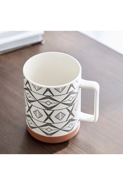 Home Box Trendy Diamond Mug with Base 400 ml