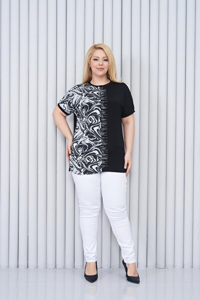 Siyezen Plus Size Oversize Blouse with Pattern and Stones