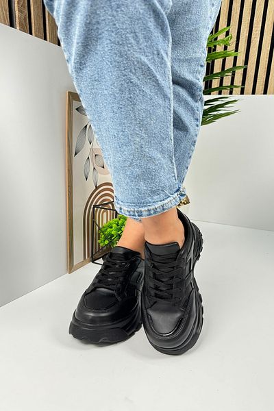 Nstil Black Sneaker - Casual Women's Sports Shoes, Thick High Sole, Lace-Up, Tiger Stripe 032