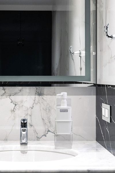 Okyanus Home Διανομέας υγρού σαπουνιού Eko Magic White Square - Mina με βάση