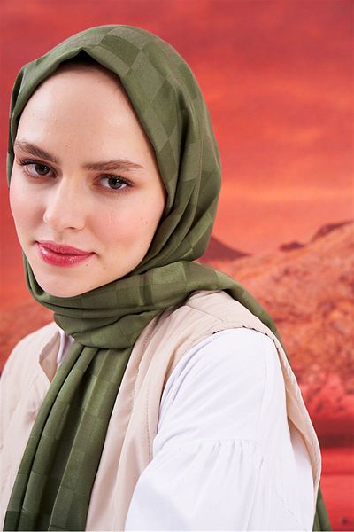 carell Checkers Jacquard Italian Silk Shawl Forest Green